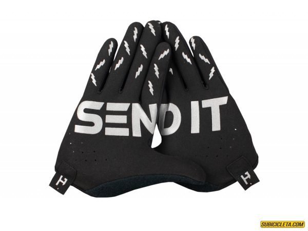 GUANTES LARGOS BLACKOUT BOLTS HANDUP - Image 3