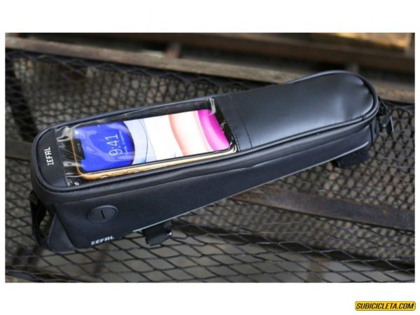 Bolso Console Pack T3 para smartphone  1.8L Zefal - Image 6
