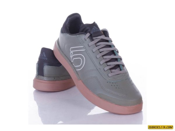 Zapatos Mtb Sleuth Dlx  - Sandy Beige - Pedal Flat - Five Ten - Image 2