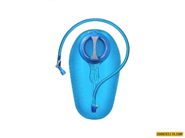 BOLSA DE AGUA VEJIGA CRUX 2 Lts CAMELBAK