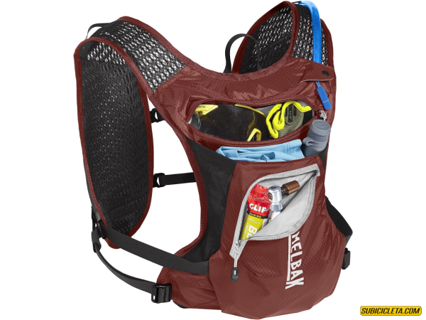 MORRAL CHASE VEST 50 oz FIRED BRICK / WHITE CAMELBAK - Image 3