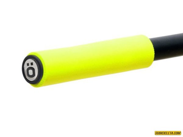 Puños MTB Silicone Yellow TÖLS - Image 2