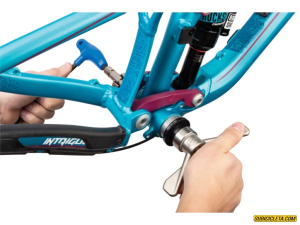JUEGO DE PRENSA DE RODAMIENTOS DE PEDALIER PARK TOOL - Image 2