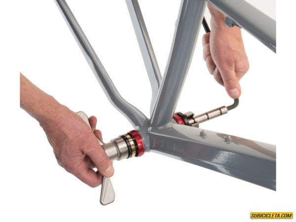 JUEGO ADICIONAL DE EXTRACTOR DE RODAMIENTOS DE PEDALIER PARK TOOL - Image 2