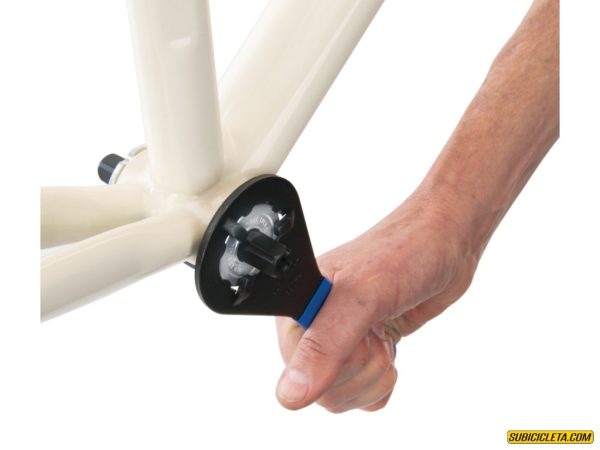 HERRAMIENTA DE PEDALIER DE 6 MUECAS PARK TOOL - Image 2