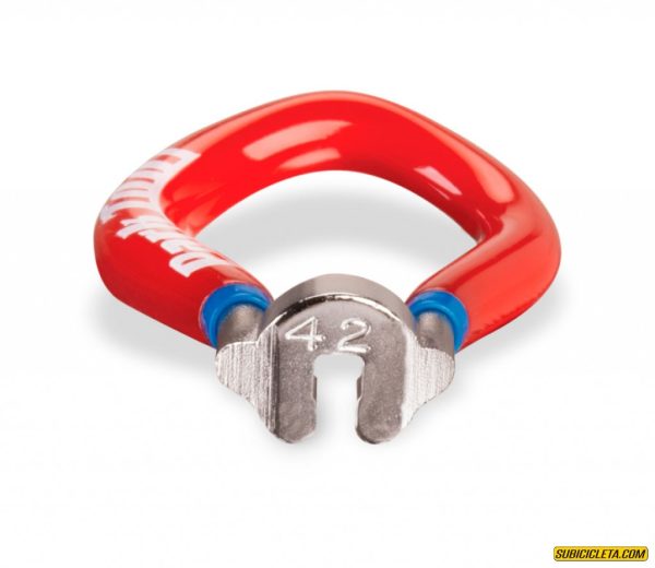 LLAVE PARA RADIOS DE CUATRO LADOS: 3,45 MM PARK TOOL - Image 2