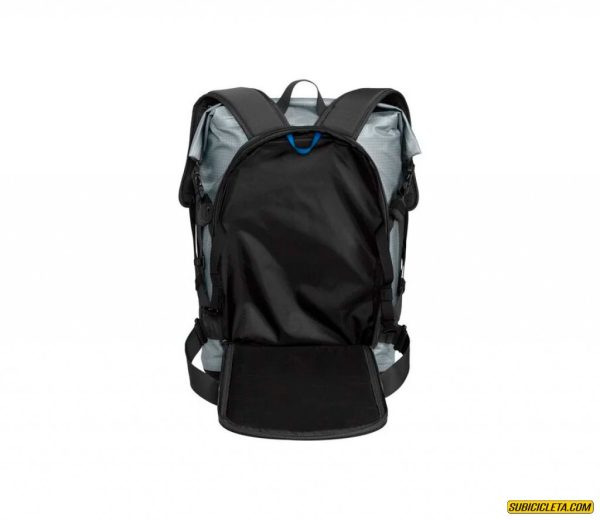 BOLSO CAVA CHILLBAK PACK 30 FUSION 6L GREY CAMELBACK - Image 3