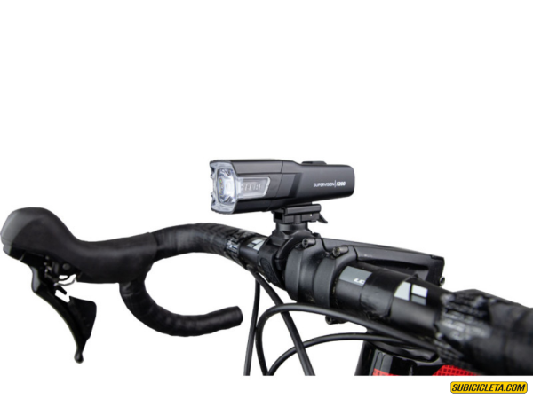 Luz delantera recargable de 200 lúmen F200 ZEFAL - Image 2
