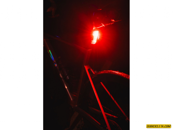 Luz trasera recargable de 150 lúmen R150 ZEFAL - Image 4