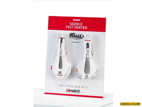 DISPLAY DE ESCRITORIO 2 SILLINES / IDMATCH DEMO SELLE ITALIA