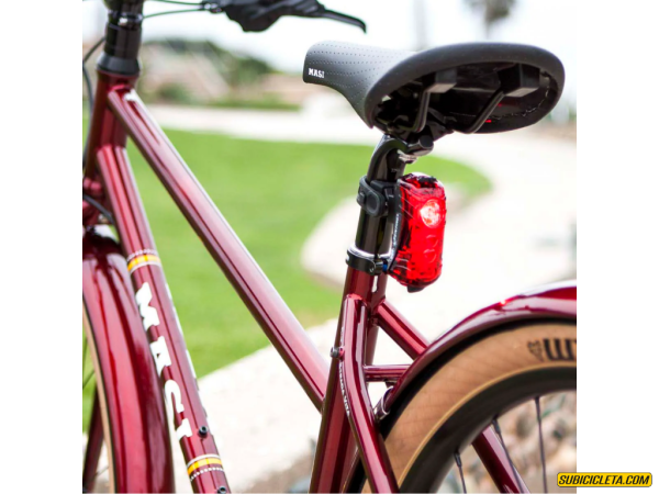 Luz Trasera Sentinel 250 con carriles láser Nite Rider - Image 4