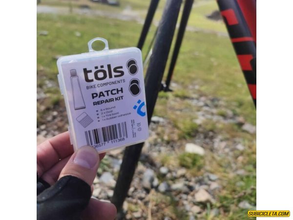 KIT DE PARCHES (8 Parches + Pega + Rasgador) TÖLS - Image 2